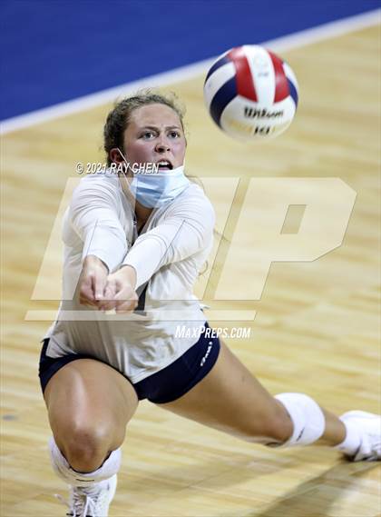 Thumbnail 1 in Palmer Ridge vs. Mead (CHSAA 4A Championship) photogallery.