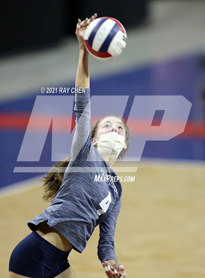 Thumbnail 2 in Palmer Ridge vs. Mead (CHSAA 4A Championship) photogallery.