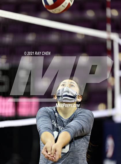 Thumbnail 1 in Palmer Ridge vs. Mead (CHSAA 4A Championship) photogallery.