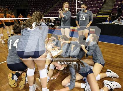 Thumbnail 3 in Palmer Ridge vs. Mead (CHSAA 4A Championship) photogallery.