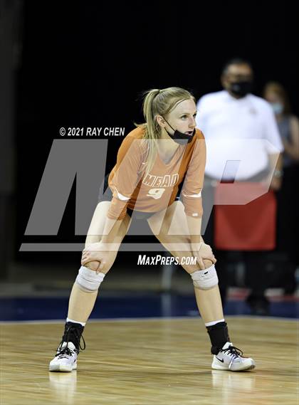 Thumbnail 1 in Palmer Ridge vs. Mead (CHSAA 4A Championship) photogallery.