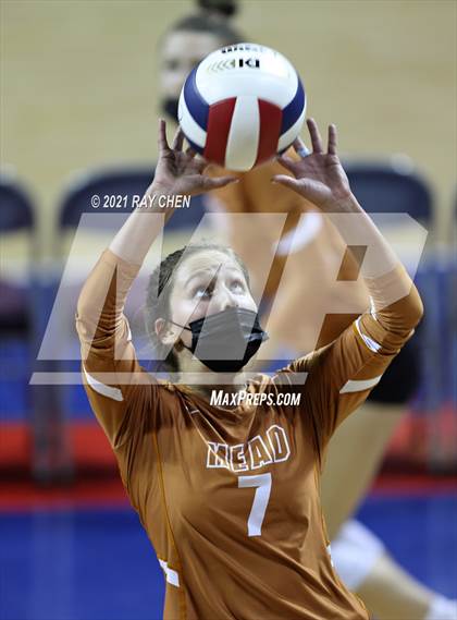Thumbnail 3 in Palmer Ridge vs. Mead (CHSAA 4A Championship) photogallery.