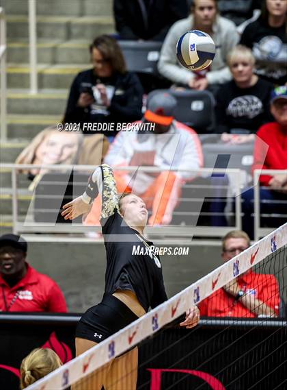 Thumbnail 3 in Bushland vs. Columbus (UIL Volleyball 3A Semi-Finals)  photogallery.