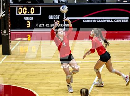 Thumbnail 3 in Bushland vs. Columbus (UIL Volleyball 3A Semi-Finals)  photogallery.
