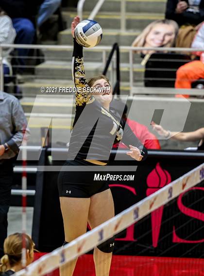 Thumbnail 2 in Bushland vs. Columbus (UIL Volleyball 3A Semi-Finals)  photogallery.
