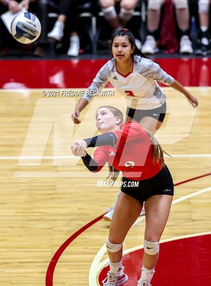 Thumbnail 3 in Bushland vs. Columbus (UIL Volleyball 3A Semi-Finals)  photogallery.