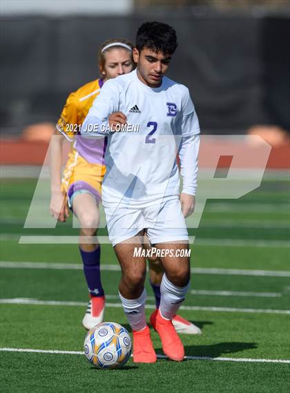 Thumbnail 1 in Liberty Hill vs Boerne (Alamo Heights Tournament) photogallery.