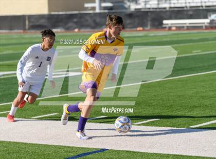 Thumbnail 2 in Liberty Hill vs Boerne (Alamo Heights Tournament) photogallery.
