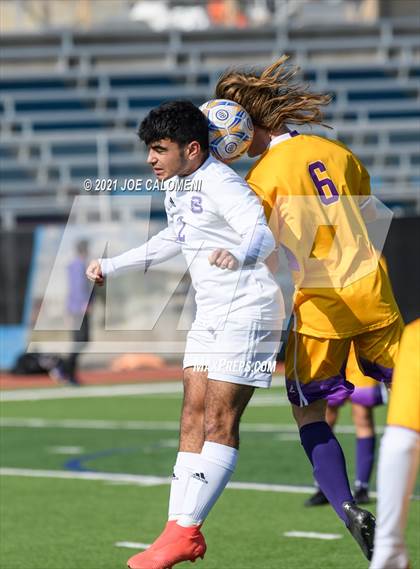 Thumbnail 2 in Liberty Hill vs Boerne (Alamo Heights Tournament) photogallery.