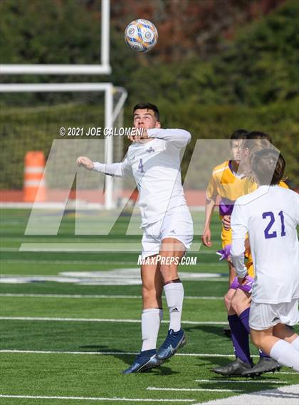 Thumbnail 3 in Liberty Hill vs Boerne (Alamo Heights Tournament) photogallery.