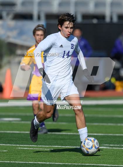 Thumbnail 1 in Liberty Hill vs Boerne (Alamo Heights Tournament) photogallery.