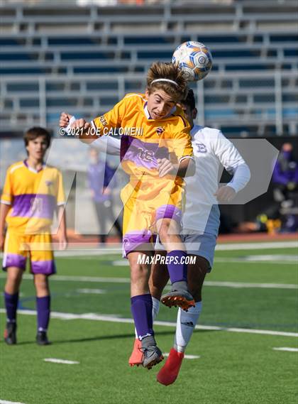 Thumbnail 3 in Liberty Hill vs Boerne (Alamo Heights Tournament) photogallery.