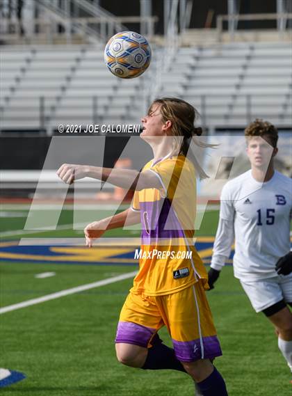 Thumbnail 1 in Liberty Hill vs Boerne (Alamo Heights Tournament) photogallery.