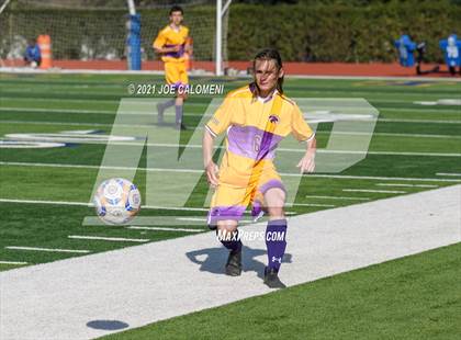 Thumbnail 2 in Liberty Hill vs Boerne (Alamo Heights Tournament) photogallery.