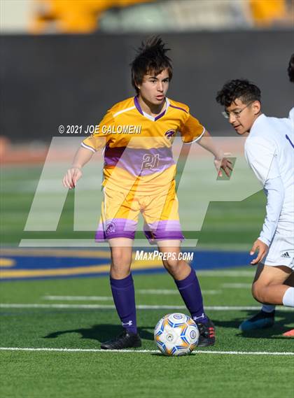 Thumbnail 2 in Liberty Hill vs Boerne (Alamo Heights Tournament) photogallery.