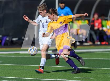 Thumbnail 2 in Liberty Hill vs Boerne (Alamo Heights Tournament) photogallery.