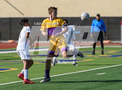 Thumbnail 2 in Liberty Hill vs Boerne (Alamo Heights Tournament) photogallery.