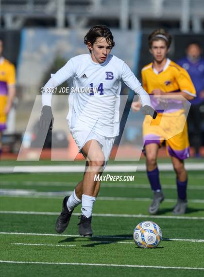 Thumbnail 3 in Liberty Hill vs Boerne (Alamo Heights Tournament) photogallery.