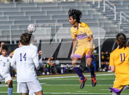 Thumbnail 3 in Liberty Hill vs Boerne (Alamo Heights Tournament) photogallery.