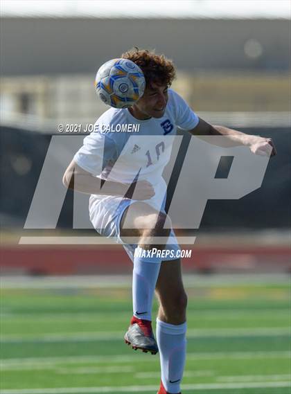 Thumbnail 2 in Liberty Hill vs Boerne (Alamo Heights Tournament) photogallery.