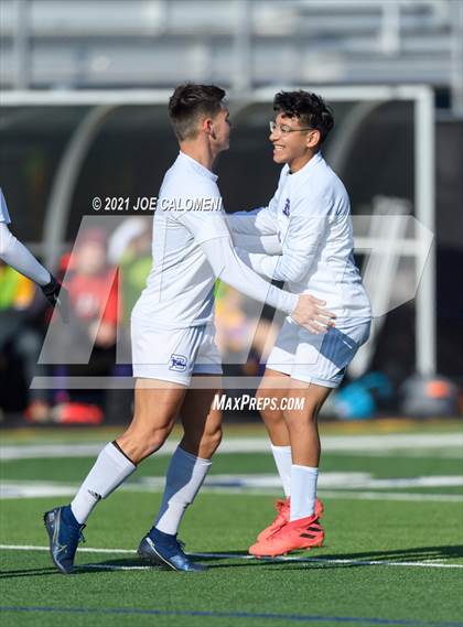 Thumbnail 3 in Liberty Hill vs Boerne (Alamo Heights Tournament) photogallery.