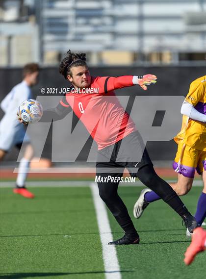 Thumbnail 1 in Liberty Hill vs Boerne (Alamo Heights Tournament) photogallery.