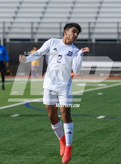 Thumbnail 3 in Liberty Hill vs Boerne (Alamo Heights Tournament) photogallery.