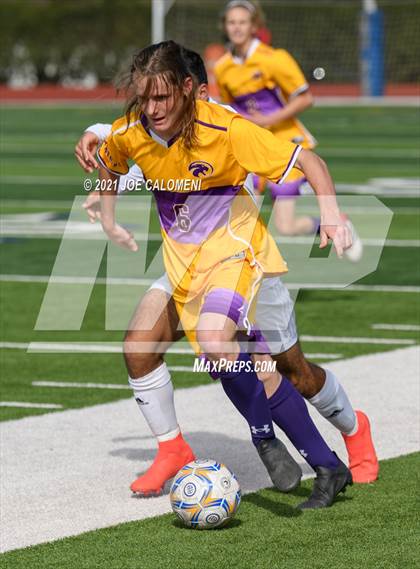 Thumbnail 3 in Liberty Hill vs Boerne (Alamo Heights Tournament) photogallery.
