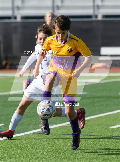 Thumbnail 1 in Liberty Hill vs Boerne (Alamo Heights Tournament) photogallery.