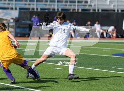 Thumbnail 2 in Liberty Hill vs Boerne (Alamo Heights Tournament) photogallery.