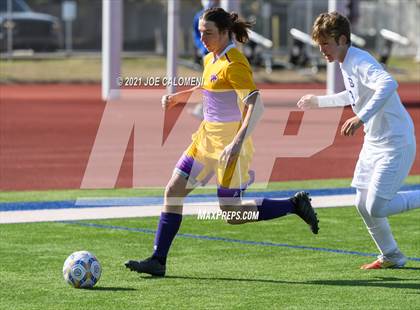 Thumbnail 2 in Liberty Hill vs Boerne (Alamo Heights Tournament) photogallery.