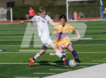 Thumbnail 2 in Liberty Hill vs Boerne (Alamo Heights Tournament) photogallery.