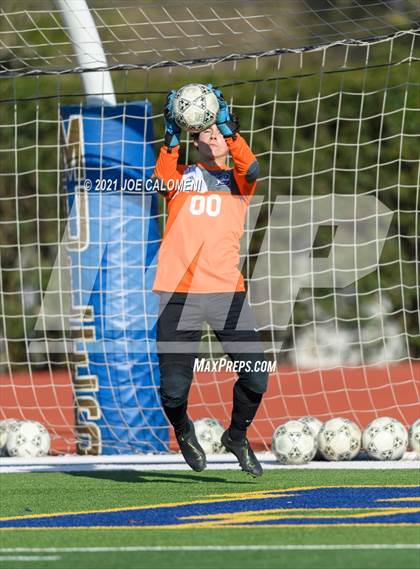 Thumbnail 3 in Liberty Hill vs Boerne (Alamo Heights Tournament) photogallery.