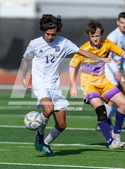 Thumbnail 1 in Liberty Hill vs Boerne (Alamo Heights Tournament) photogallery.