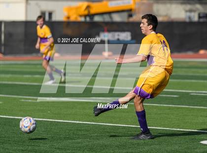 Thumbnail 3 in Liberty Hill vs Boerne (Alamo Heights Tournament) photogallery.