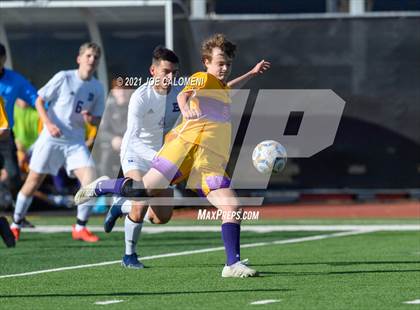 Thumbnail 3 in Liberty Hill vs Boerne (Alamo Heights Tournament) photogallery.