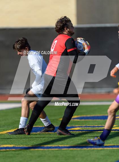 Thumbnail 2 in Liberty Hill vs Boerne (Alamo Heights Tournament) photogallery.