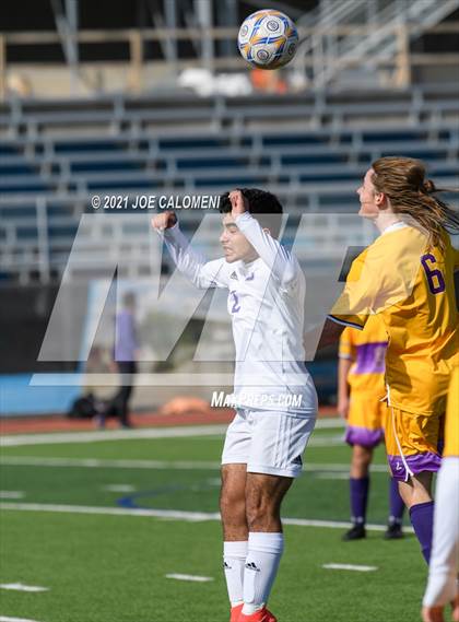 Thumbnail 1 in Liberty Hill vs Boerne (Alamo Heights Tournament) photogallery.