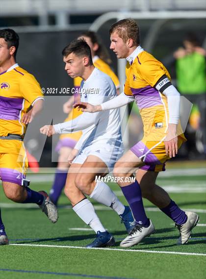 Thumbnail 2 in Liberty Hill vs Boerne (Alamo Heights Tournament) photogallery.