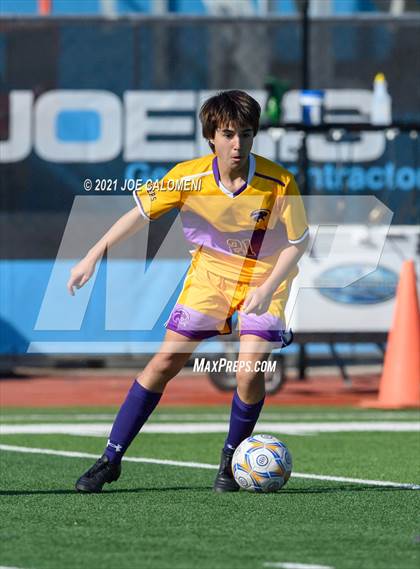 Thumbnail 1 in Liberty Hill vs Boerne (Alamo Heights Tournament) photogallery.