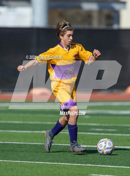 Thumbnail 1 in Liberty Hill vs Boerne (Alamo Heights Tournament) photogallery.