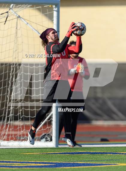 Thumbnail 2 in Liberty Hill vs Boerne (Alamo Heights Tournament) photogallery.