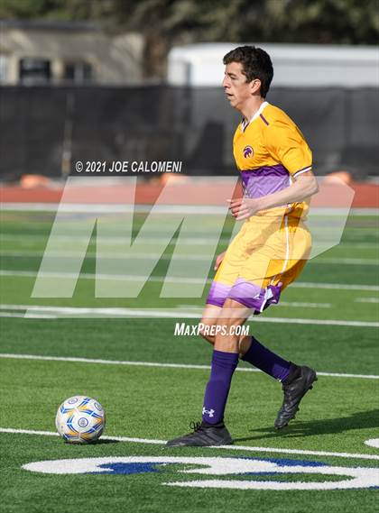 Thumbnail 2 in Liberty Hill vs Boerne (Alamo Heights Tournament) photogallery.