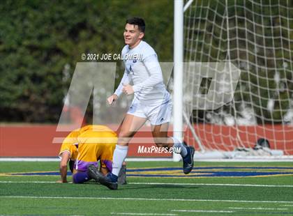 Thumbnail 3 in Liberty Hill vs Boerne (Alamo Heights Tournament) photogallery.