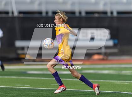 Thumbnail 1 in Liberty Hill vs Boerne (Alamo Heights Tournament) photogallery.