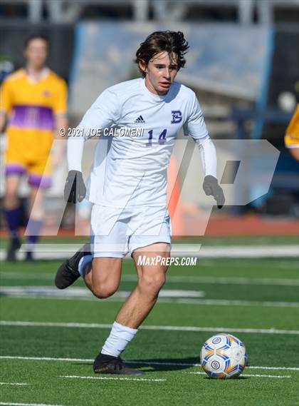Thumbnail 2 in Liberty Hill vs Boerne (Alamo Heights Tournament) photogallery.