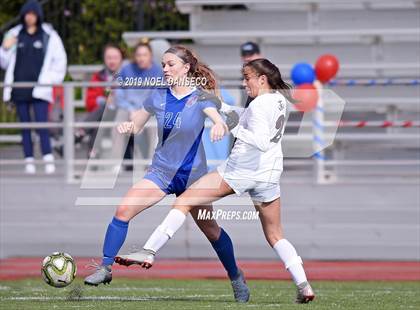 Thumbnail 2 in St. Ignatius vs Saint Francis  photogallery.