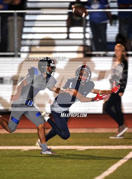 Thumbnail 1 in Houston Christian @ Episcopal School of Dallas photogallery.