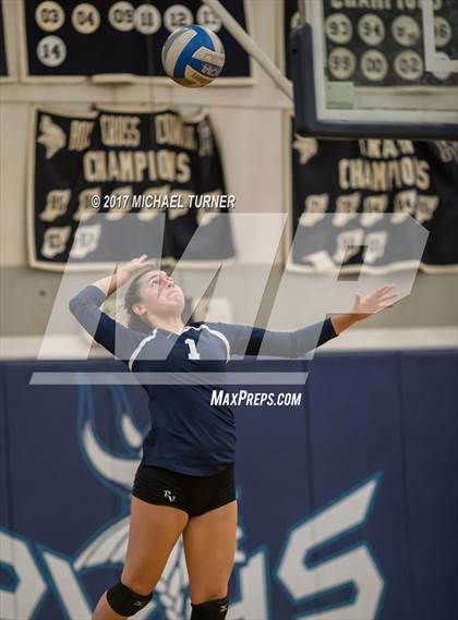 Thumbnail 3 in Pleasant Valley vs. Carondelet (Viking Classic Tournament) photogallery.