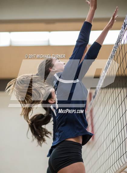Thumbnail 3 in Pleasant Valley vs. Carondelet (Viking Classic Tournament) photogallery.